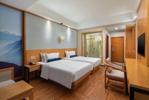 Imagen de la habitación del Hotel Days Inn by Wyndham Dali Erhai Park. Foto 15
