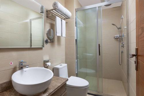 Imagen general del Hotel Days Inn by Wyndham Dali Erhai Park. Foto 6
