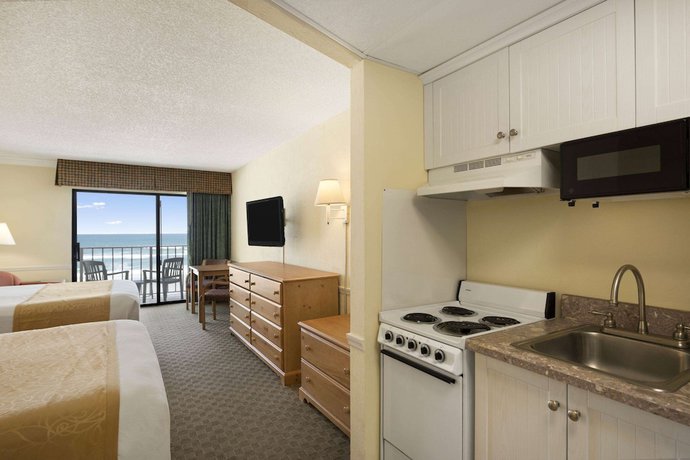Imagen de la habitación del Hotel Days Inn by Wyndham Daytona Oceanfront. Foto 2