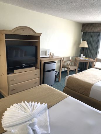 Imagen de la habitación del Hotel Days Inn by Wyndham Daytona Oceanfront. Foto 7