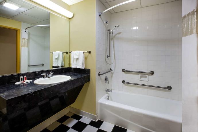 Imagen de la habitación del Hotel Days Inn by Wyndham Donegal. Foto 7