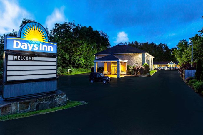 Imagen general del Hotel Days Inn by Wyndham Donegal. Foto 1