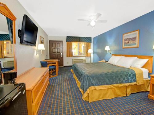 Imagen de la habitación del Hotel Days Inn by Wyndham El Paso West. Foto 11