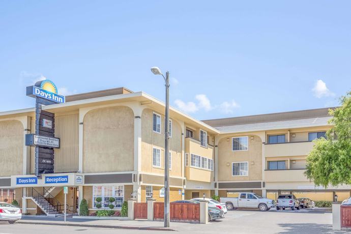 Imagen general del Hotel Days Inn by Wyndham Eureka CA. Foto 1