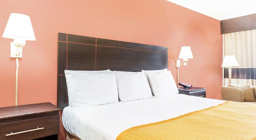 Imagen de la habitación del Hotel Days Inn by Wyndham Fort Lauderdale-Oakland Park Airport North. Foto 2
