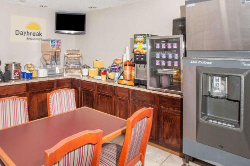 Imagen general del Hotel Days Inn by Wyndham Fort Wayne. Foto 1