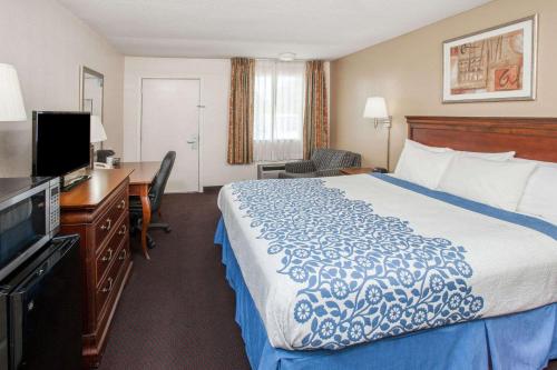 Imagen de la habitación del Hotel Days Inn by Wyndham Fort Wayne. Foto 5