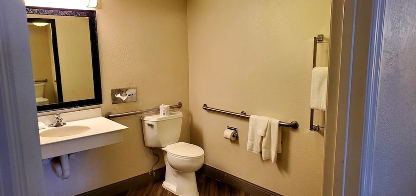 Imagen de la habitación del Hotel Days Inn by Wyndham Gainesville University I-75. Foto 9