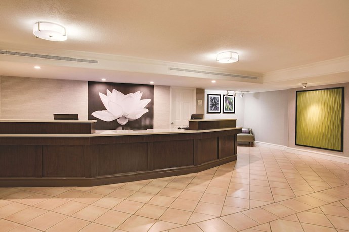 Imagen de los interiores del Hotel Days Inn by Wyndham Gainesville University I-75. Foto 20