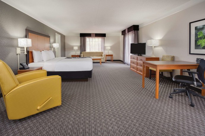 Imagen de la habitación del Hotel Days Inn by Wyndham Gainesville University I-75. Foto 15