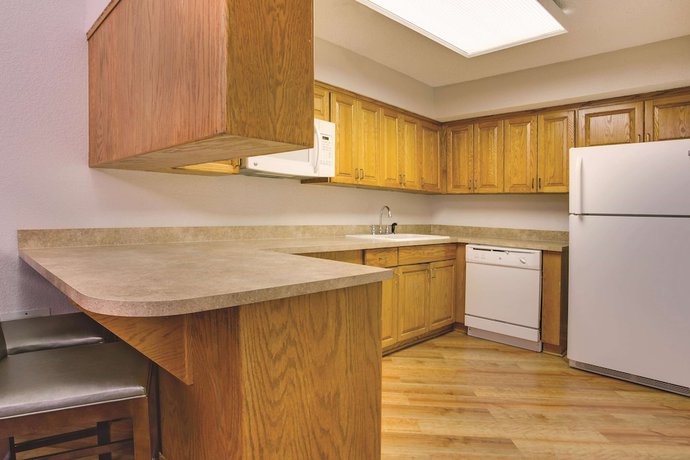 Imagen de la habitación del Hotel Days Inn by Wyndham Gainesville University I-75. Foto 18