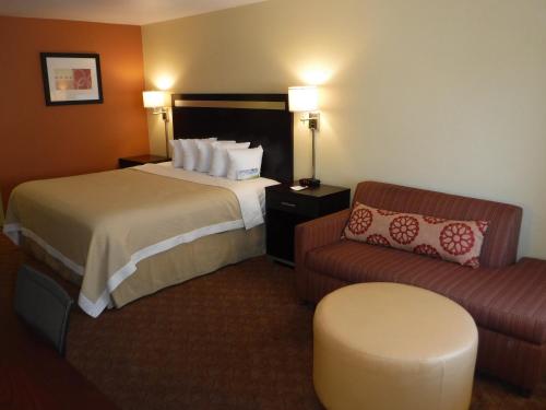 Imagen de la habitación del Hotel Days Inn by Wyndham Globe. Foto 2