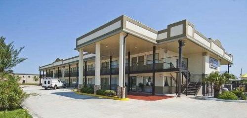Imagen general del Hotel Days Inn by Wyndham Gonzales. Foto 1
