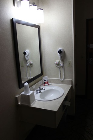 Imagen de la habitación del Hotel Days Inn by Wyndham Grand Forks Columbia Mall. Foto 11
