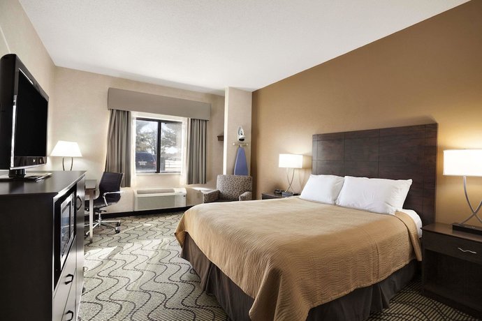 Imagen de la habitación del Hotel Days Inn by Wyndham Grand Forks Columbia Mall. Foto 15