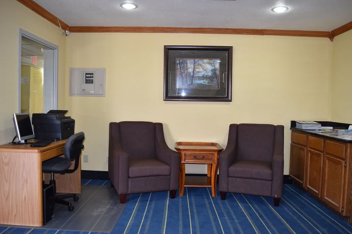 Imagen de los interiores del Hotel Days Inn by Wyndham Grand Island. Foto 17