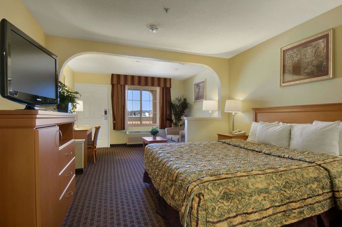 Imagen de la habitación del Hotel Days Inn by Wyndham Hayward Airport. Foto 3