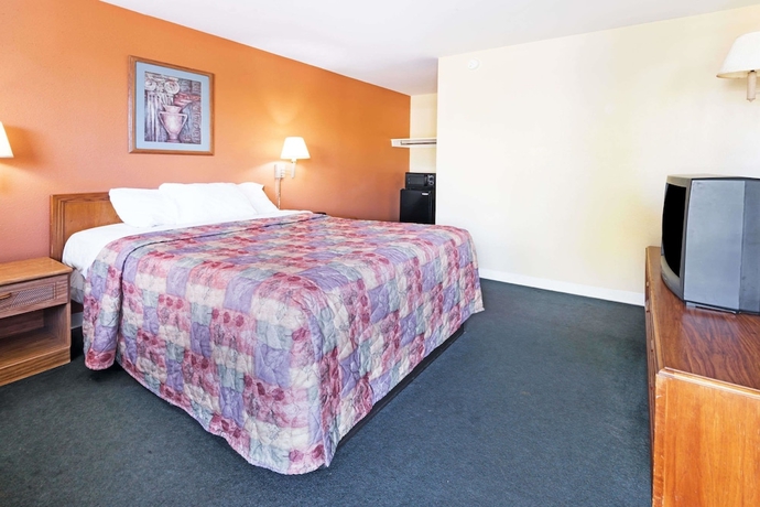 Imagen de la habitación del Hotel Days Inn by Wyndham Henrietta/Rochester Area. Foto 7