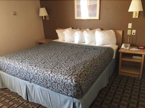 Imagen de la habitación del Hotel Days Inn by Wyndham Hurricane/Zion National Park Area. Foto 2