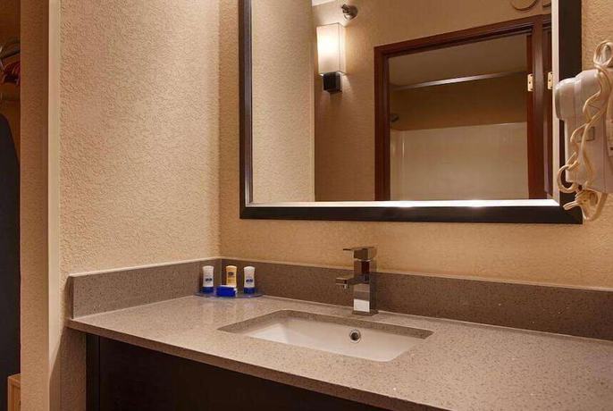 Imagen de la habitación del Hotel Days Inn by Wyndham Indiana PA Near IUP. Foto 11