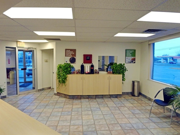 Imagen de los interiores del Hotel Days Inn by Wyndham Indianapolis South. Foto 10