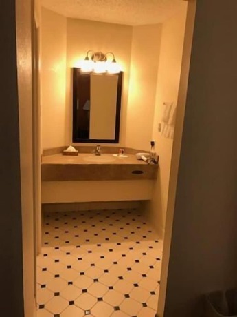 Imagen de la habitación del Hotel Days Inn by Wyndham Jacksonville Baymeadows. Foto 7