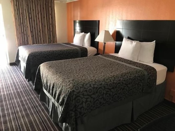 Imagen de la habitación del Hotel Days Inn by Wyndham Jacksonville Baymeadows. Foto 9