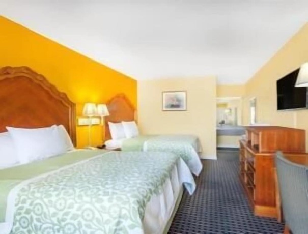 Imagen de la habitación del Hotel Days Inn by Wyndham Jacksonville. Foto 3