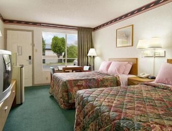 Imagen de la habitación del Hotel Days Inn by Wyndham Jacksonville. Foto 10
