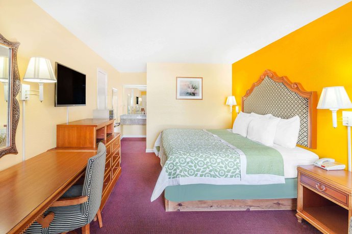 Imagen de la habitación del Hotel Days Inn by Wyndham Jacksonville. Foto 13