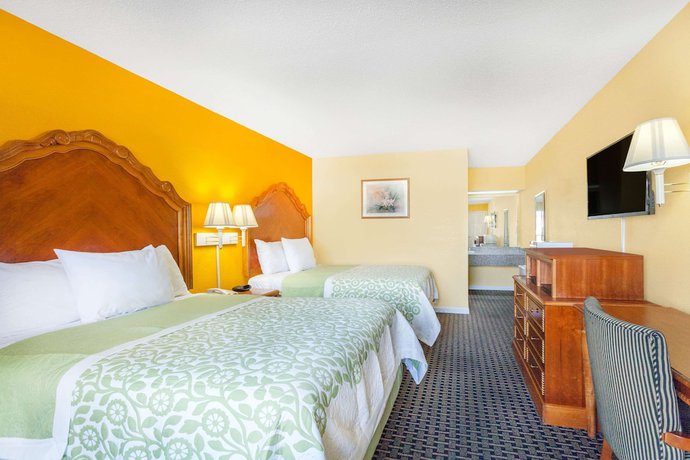 Imagen de la habitación del Hotel Days Inn by Wyndham Jacksonville. Foto 14