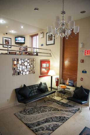 Imagen del bar/restaurante del Hotel Days Inn by Wyndham Jamaica / JFK Airport. Foto 2