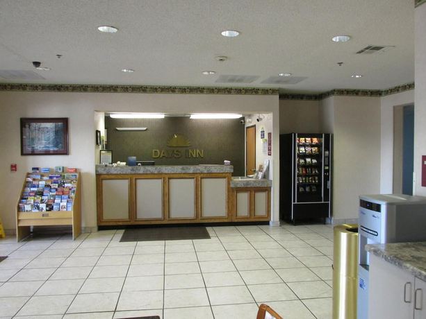 Imagen de los interiores del Hotel Days Inn by Wyndham Jefferson City. Foto 14