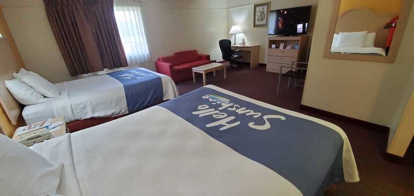 Imagen de la habitación del Hotel Days Inn by Wyndham Kansas City International Airport. Foto 13
