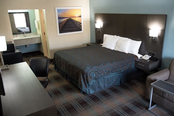 Imagen de la habitación del Hotel Days Inn by Wyndham Ladson Summerville Charleston. Foto 15
