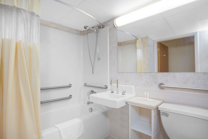 Imagen de la habitación del Hotel Days Inn by Wyndham Liberty. Foto 8