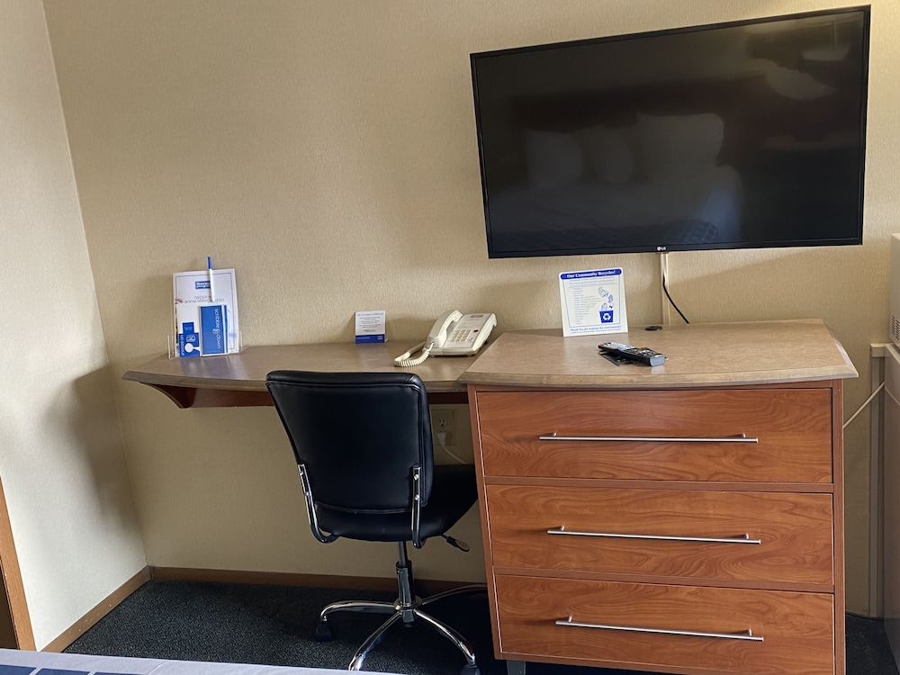Imagen de la habitación del Hotel Days Inn by Wyndham Liverpool/Syracuse. Foto 7