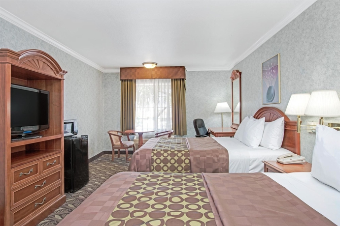 Imagen de la habitación del Hotel Days Inn by Wyndham Los Angeles LAX/South Bay/Beach City LA. Foto 8