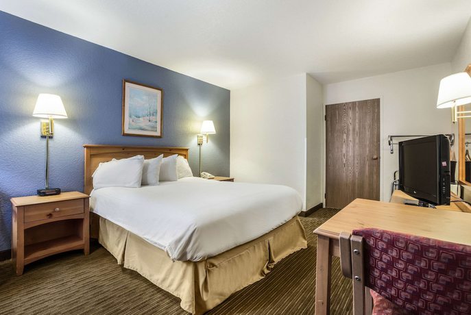 Imagen de la habitación del Hotel Days Inn by Wyndham Mackinaw City/Bridgeview Area. Foto 4