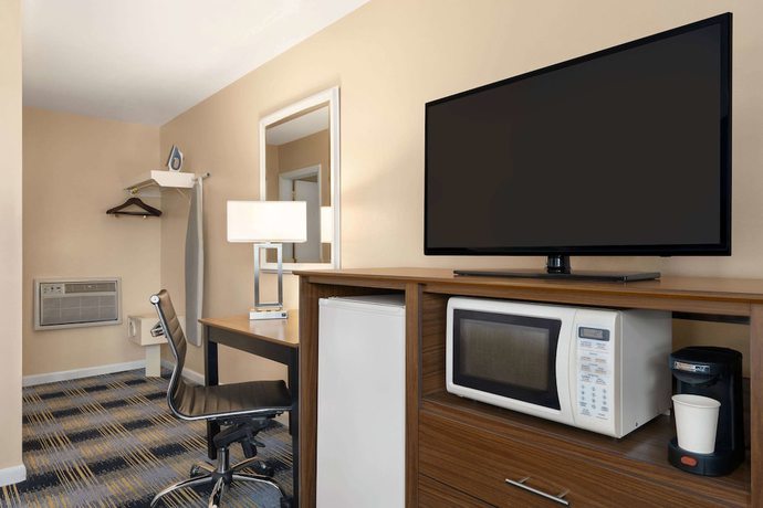 Imagen de la habitación del Hotel Days Inn by Wyndham Middletown/Newport Area. Foto 10