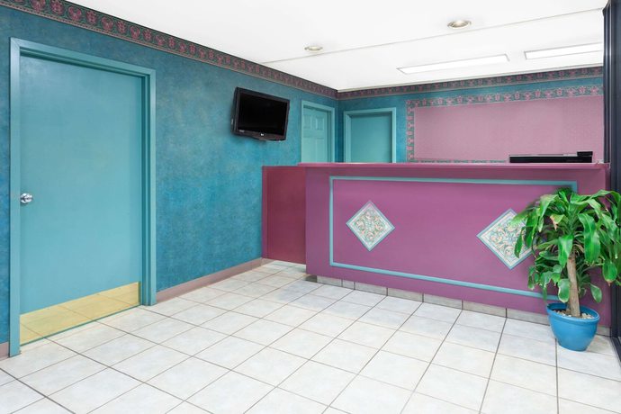Imagen de los interiores del Hotel Days Inn by Wyndham Morristown. Foto 17