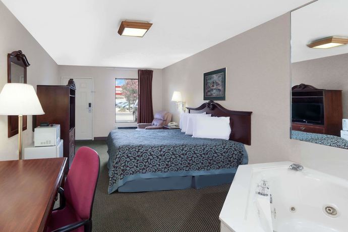 Imagen de la habitación del Hotel Days Inn by Wyndham Morristown. Foto 13