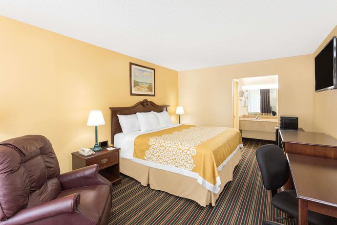 Imagen de la habitación del Hotel Days Inn by Wyndham Mt Pleasant-Charleston-Patriots Point. Foto 10