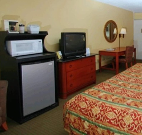 Imagen de la habitación del Hotel Days Inn by Wyndham Myrtle Beach-Beach Front. Foto 6