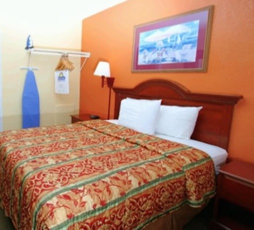 Imagen de la habitación del Hotel Days Inn by Wyndham Myrtle Beach-Beach Front. Foto 7