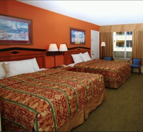 Imagen de la habitación del Hotel Days Inn by Wyndham Myrtle Beach-Beach Front. Foto 13