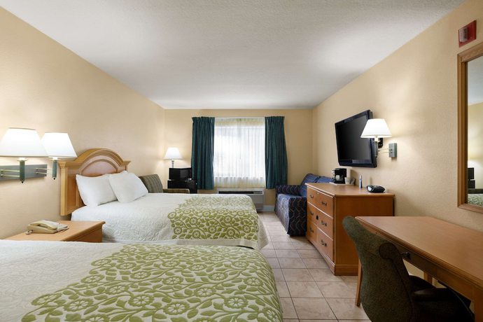 Imagen de la habitación del Hotel Days Inn by Wyndham N Orlando/Casselberry. Foto 2