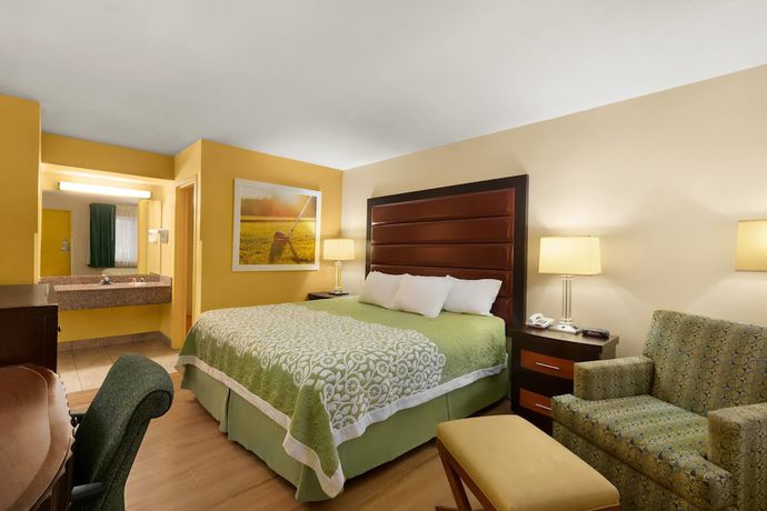 Imagen de la habitación del Hotel Days Inn by Wyndham N Orlando/Casselberry. Foto 12
