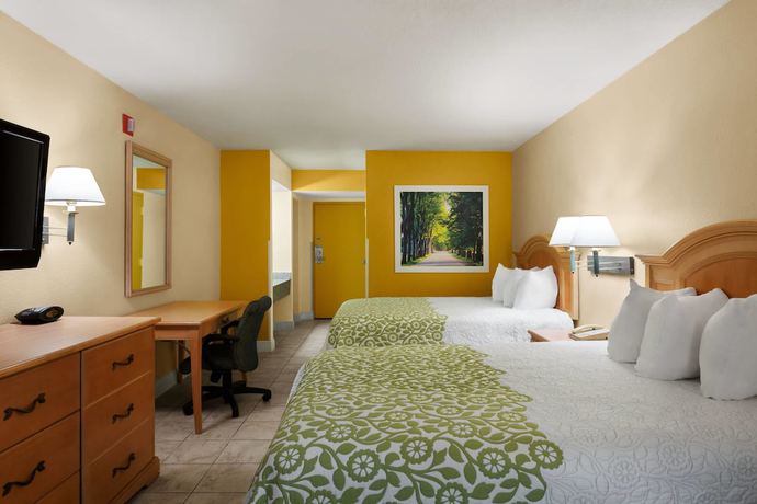 Imagen de la habitación del Hotel Days Inn by Wyndham N Orlando/Casselberry. Foto 15