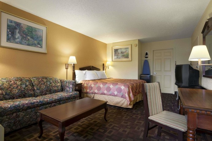 Imagen de la habitación del Hotel Days Inn by Wyndham Nashville Airport. Foto 5